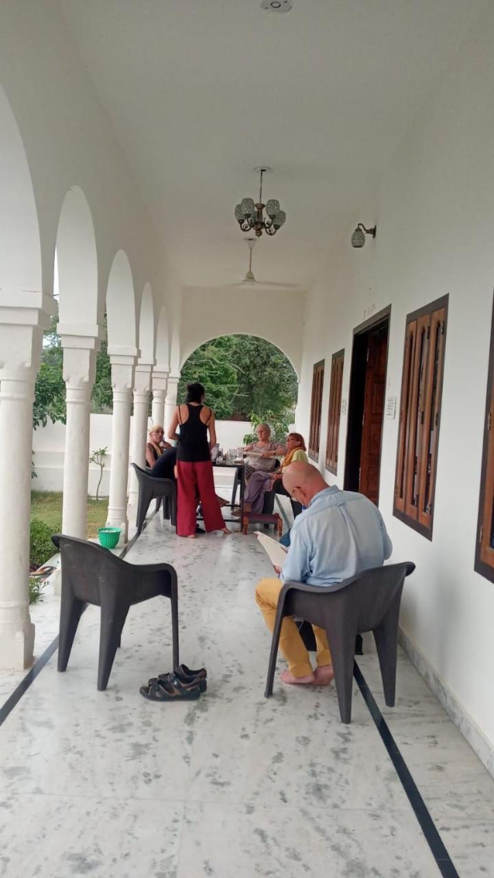 Silver Sands Homestay Mandāwa Exterior photo